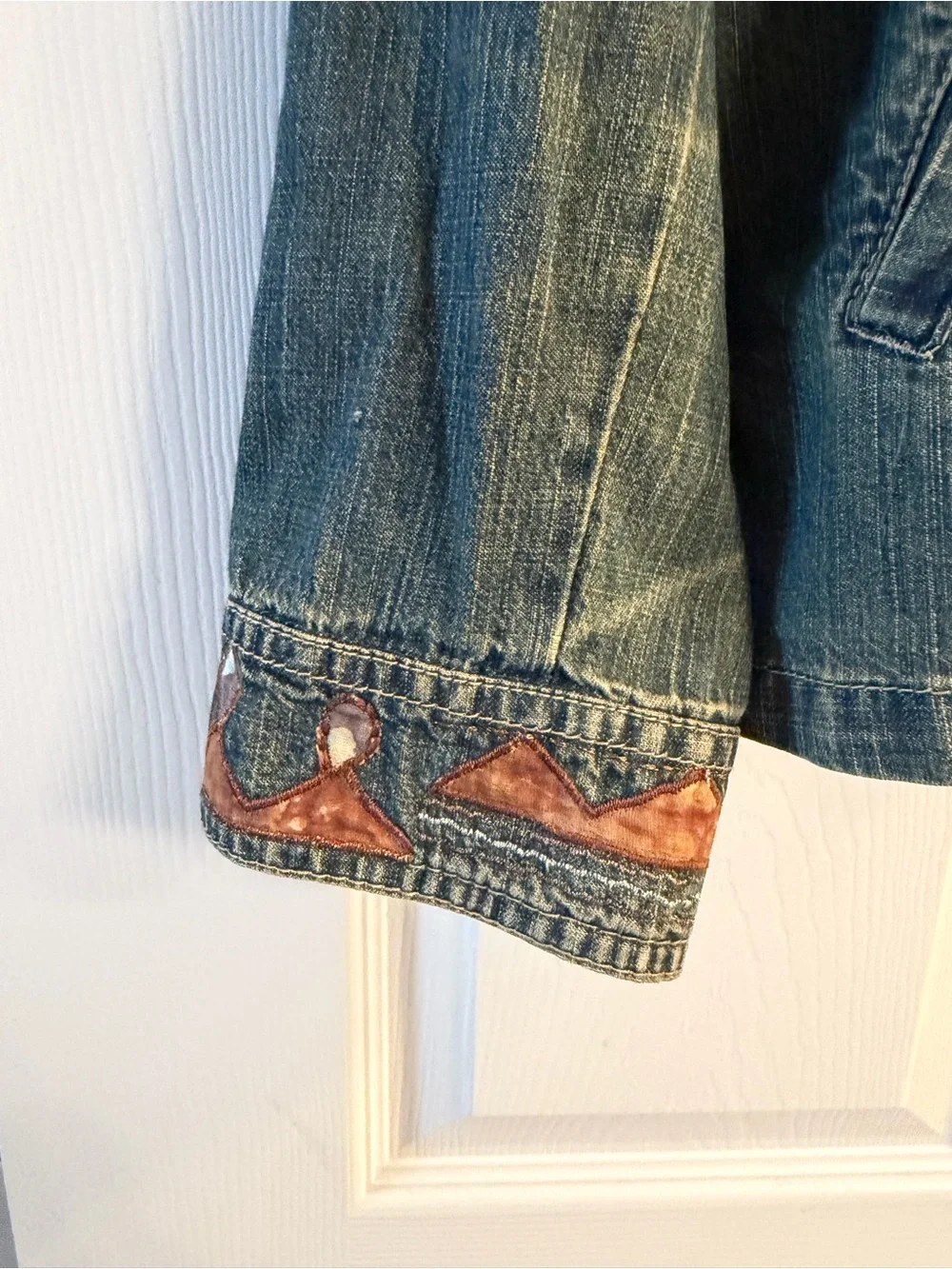 Vintage Chico's Embroidered Southwestern Denim Jacket Zip
